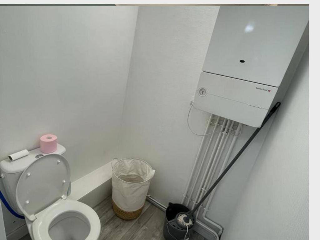 -Le Petit Rochelais- Centre Ville, Stationnement, Netflix - Ideal Couples, Familles, Business Niort Exterior foto